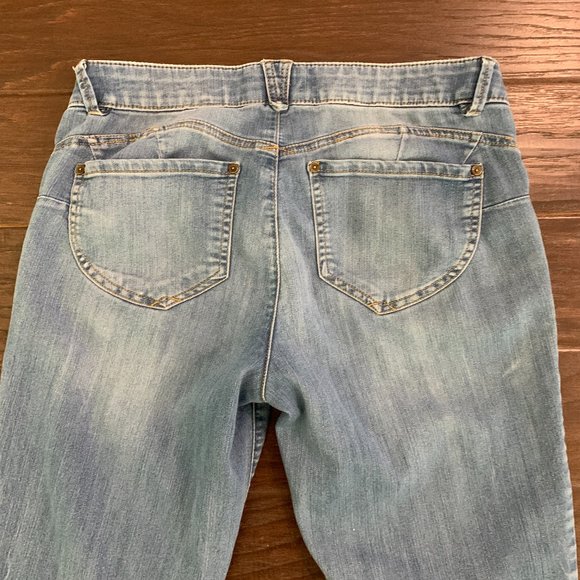 Gently Worn Distressed Democracy "Ab" Solution Skinny Jeans - Picture 12 of 15